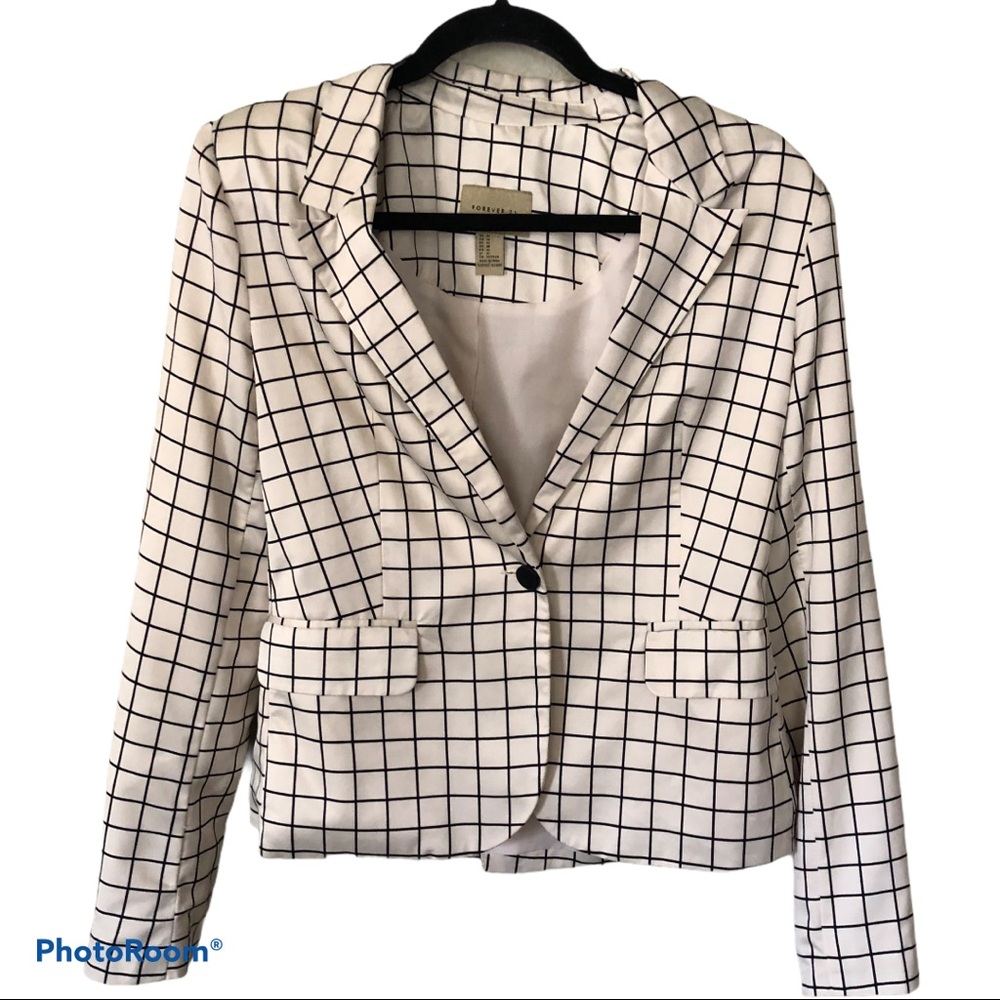 Forever 21 white black checkered blazer jacket